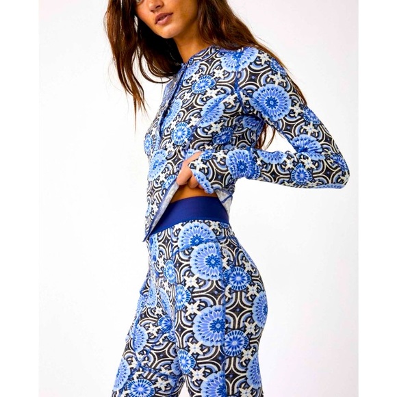 Free People- NWOT Henley Fireside Long Sleeve Base layer top in Kaleidoscope - Picture 4 of 6